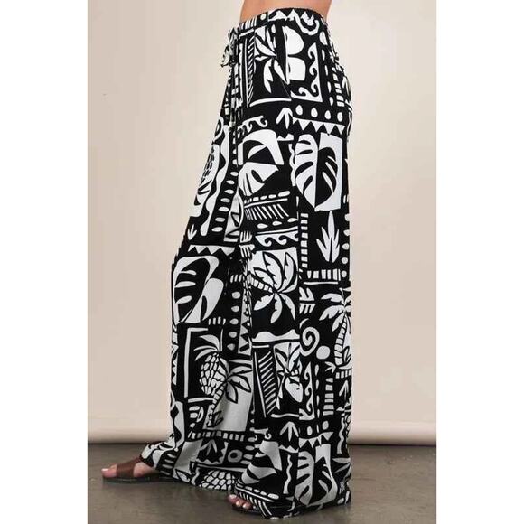 VERY J Printed Casual Wide Leg Resort Pants - Picture 1 of 5
